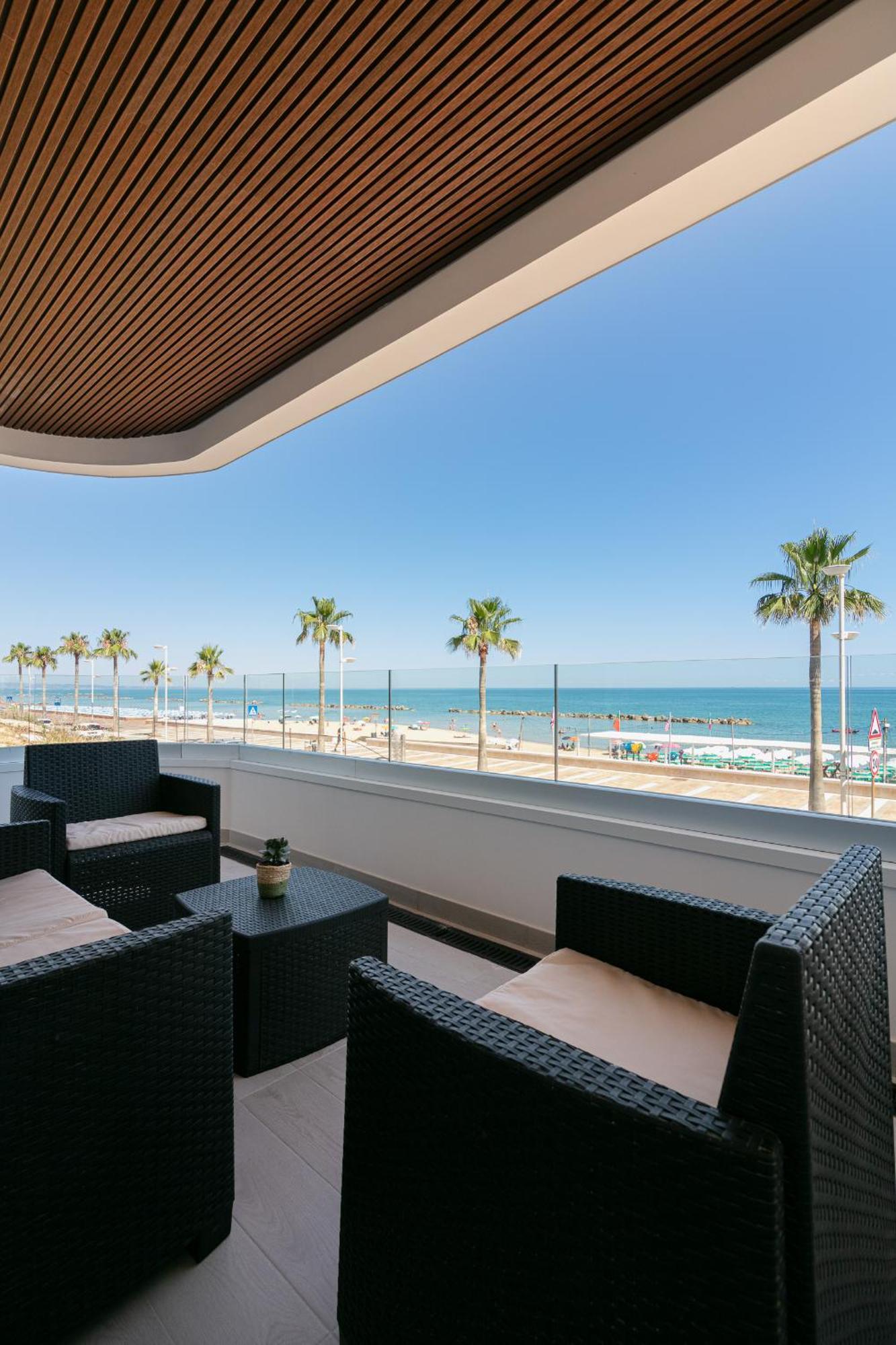 King'S Rooms Termoli Luaran gambar