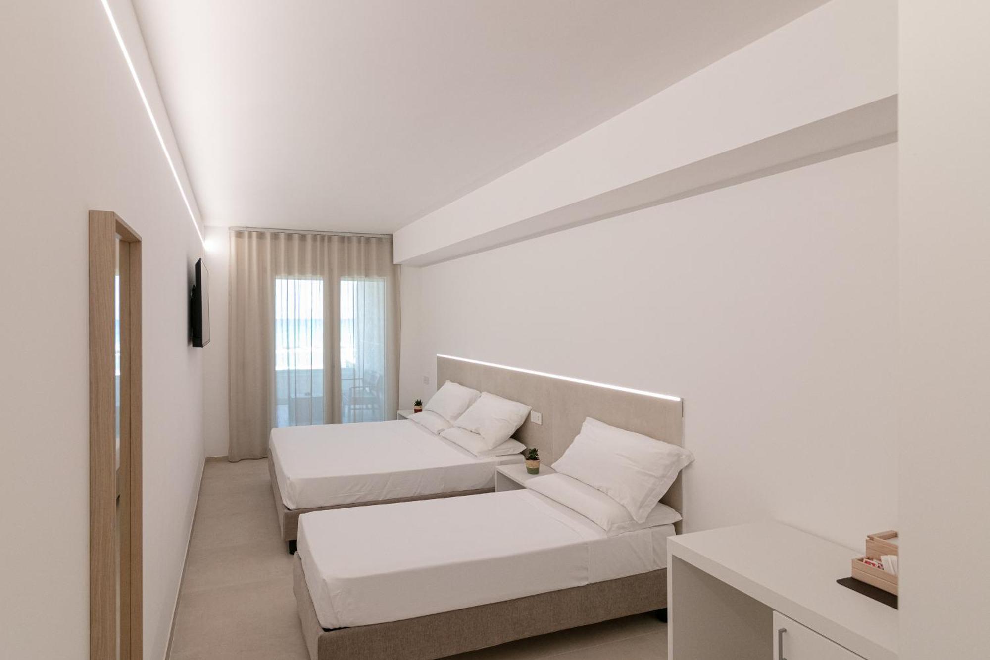 King'S Rooms Termoli Luaran gambar