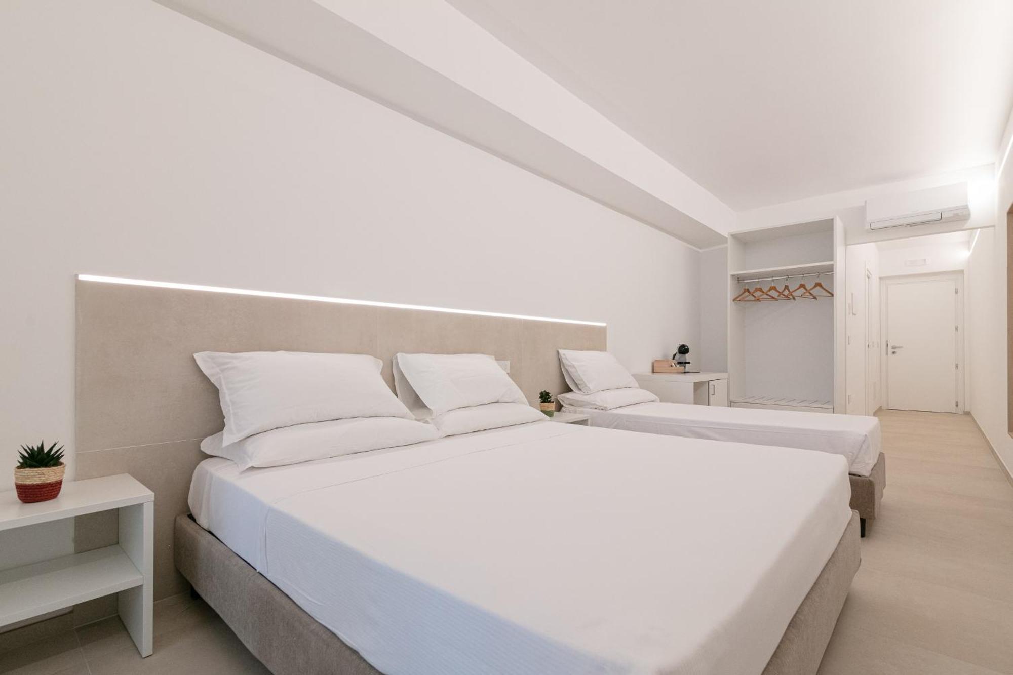 King'S Rooms Termoli Luaran gambar