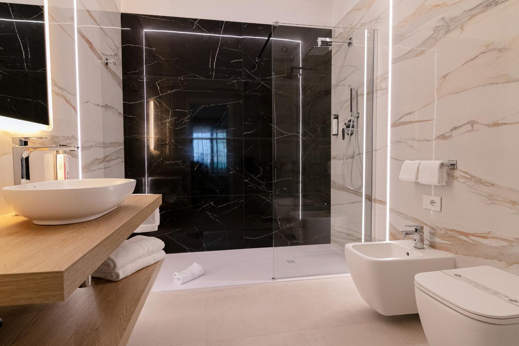 King'S Rooms Termoli Luaran gambar